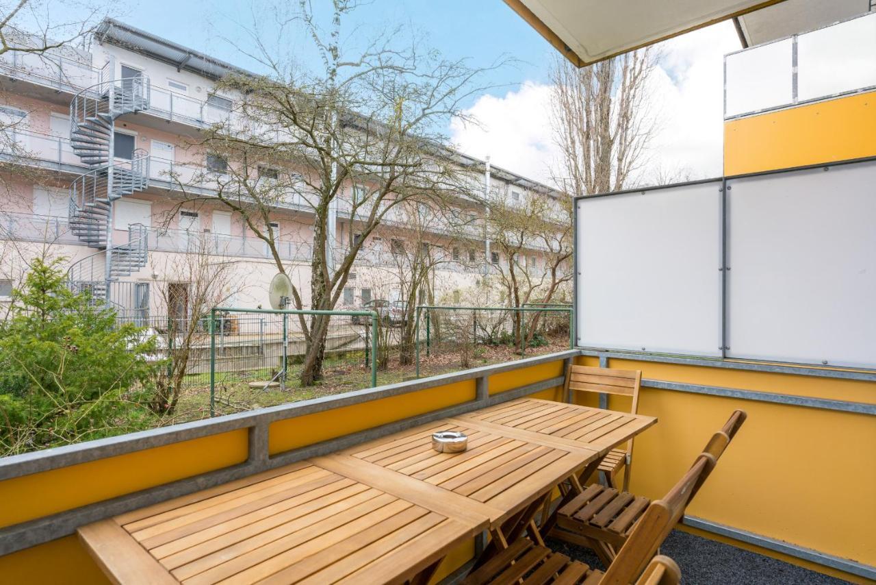 Free Living - Jungle Design Apartments, Zentrum, Parkplatz, Kueche, Wlan Wolfsburg Exteriör bild